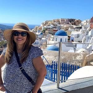 Meet your Posher, Roxana